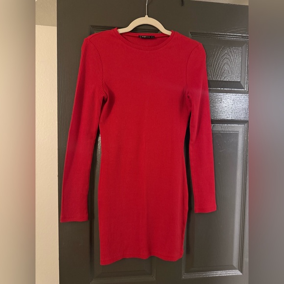 Red Ribbed Bodycon Dress - Picture 2 of 4